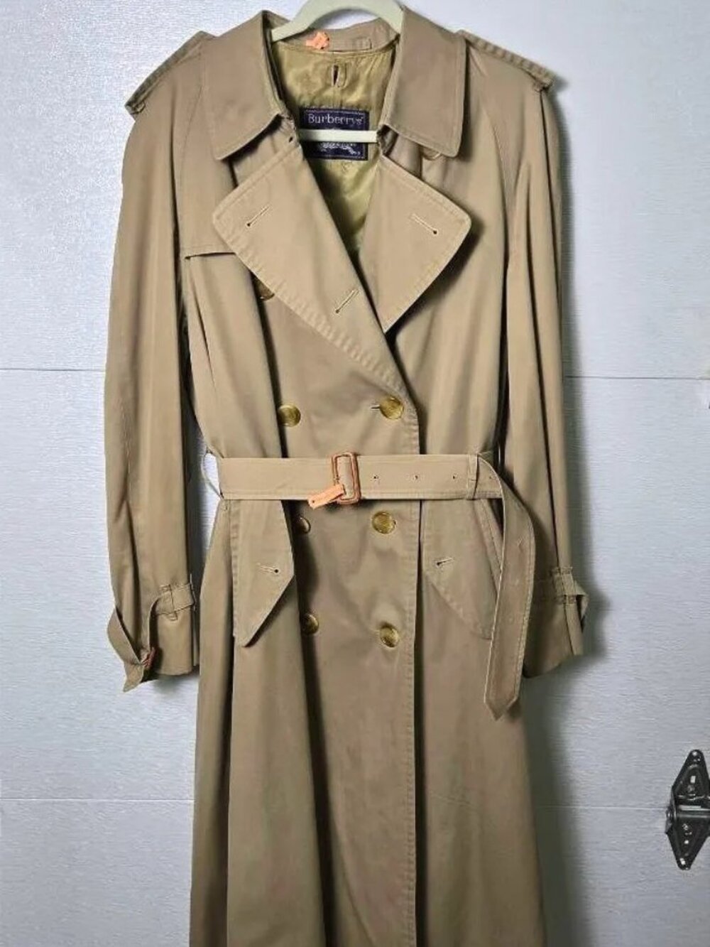 Authenticated Burberrys Vintage Beige Trench Coat - Removable Wool Liner